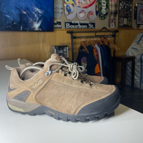 Teva Vent Riva Brown Suede Lace up Hiking Trail Shoes Men Size 8 - Picture 1 of 6